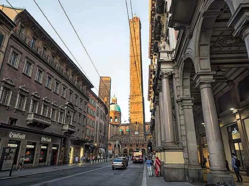 Hotel 7 Piazza Santo Stefano Luxuryh - Bolognacentro Duomo