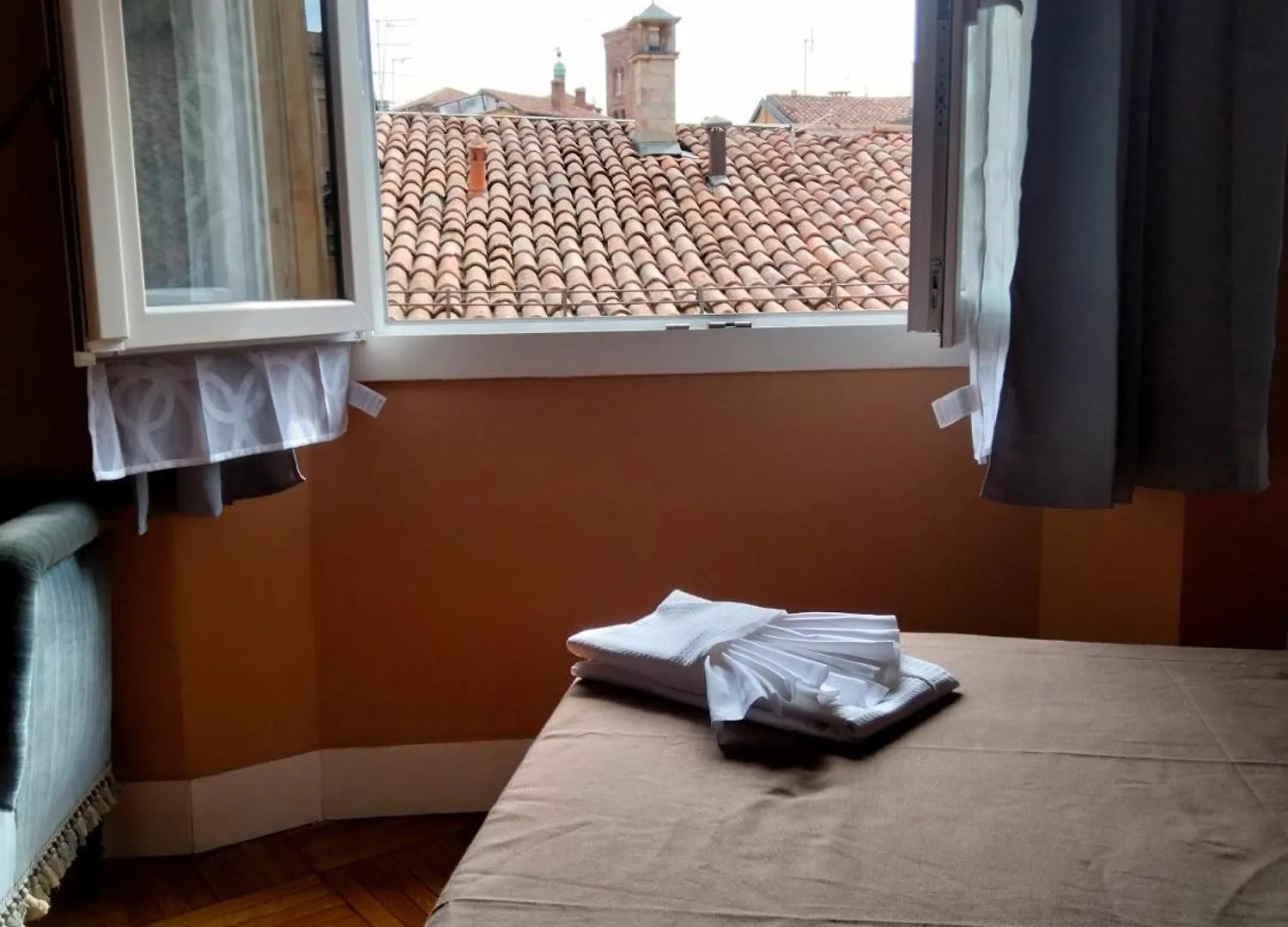 Penzion Hotel 7 Piazza Santo Stefano Luxuryh - Bolognacentro Duomo Itálie